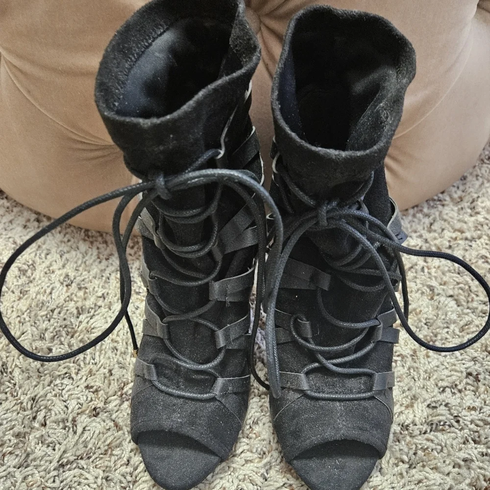 Shoedazzle Lace Up Booties NWOB